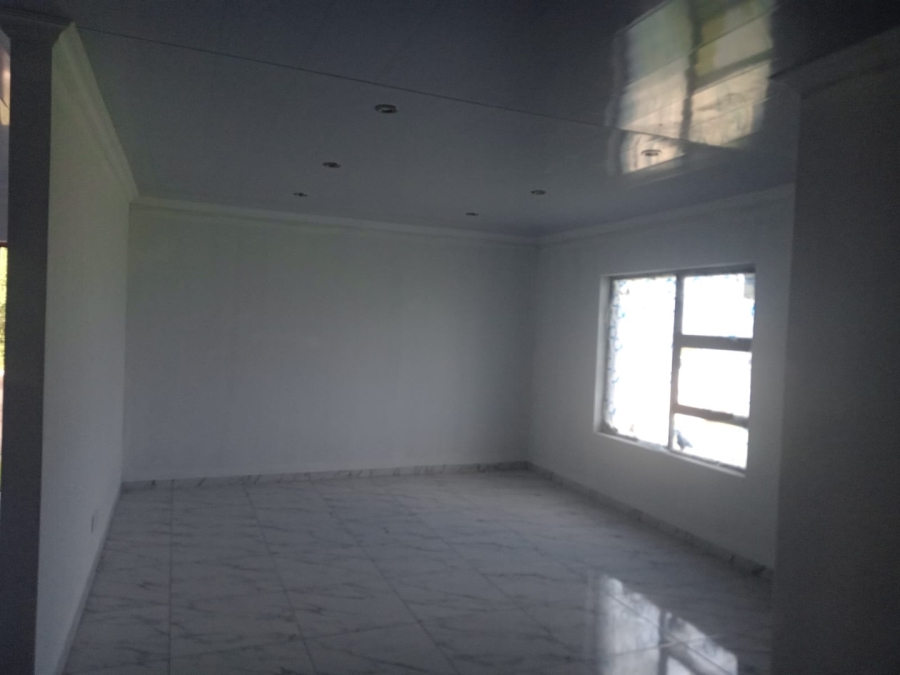 3 Bedroom Property for Sale in Paradise Beach Eastern Cape